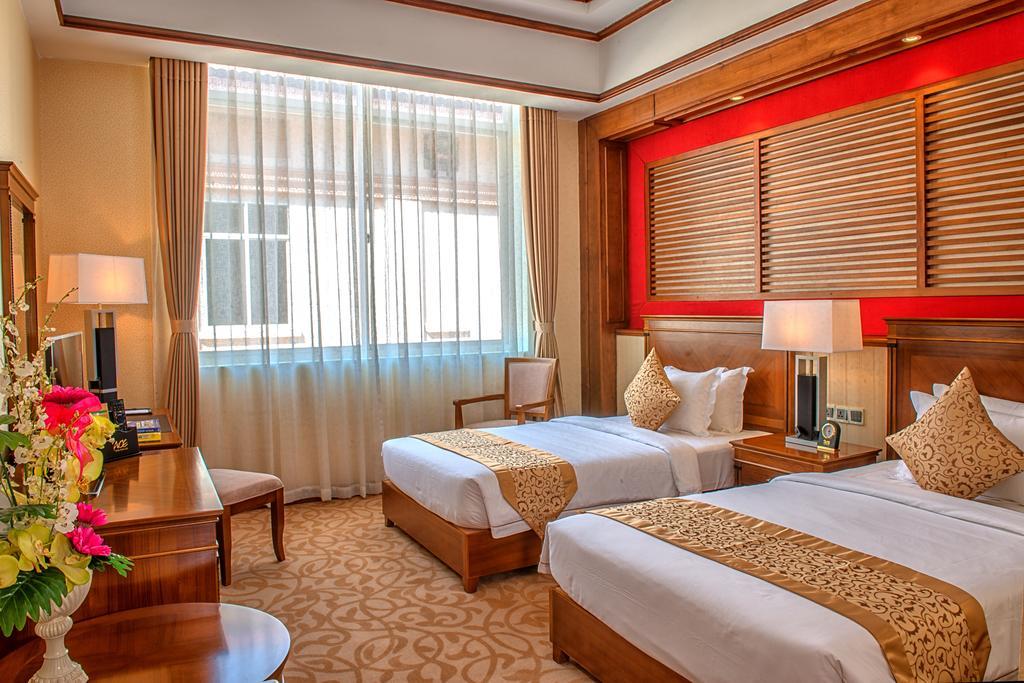 Hotel Royal Aster Naypyidaw Zimmer foto